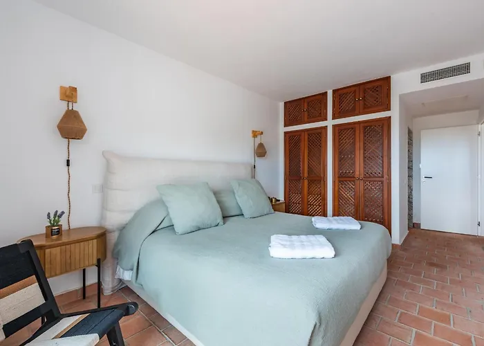 Casa N.º 1 *